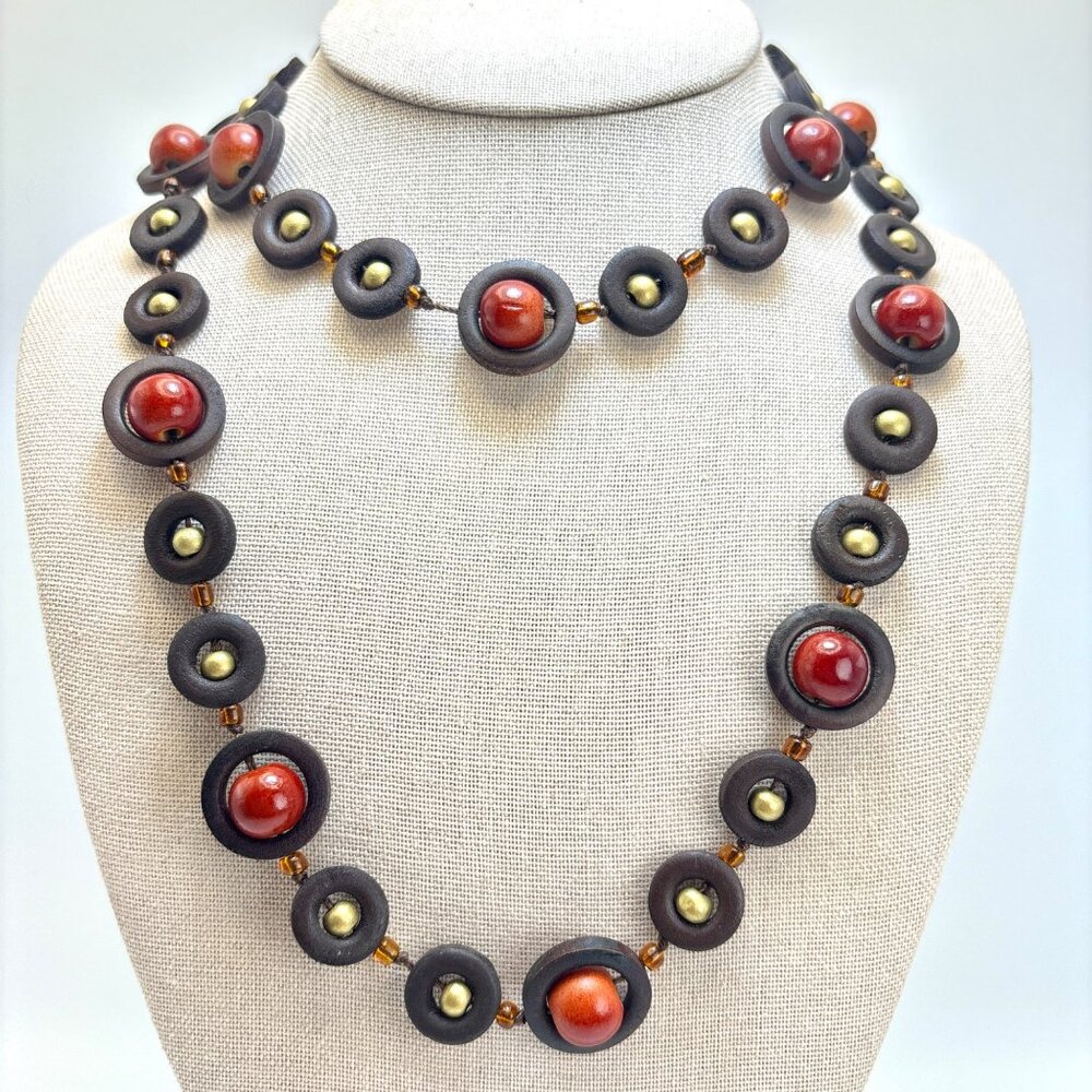 VTG Red & Black Wood Beaded Fashion Costume Necklace Size 36" Length